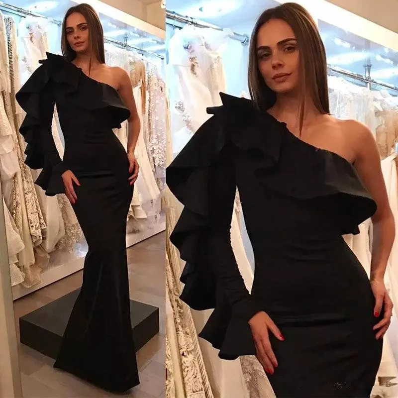 Вечерние платья Русалки на одно плечо для выпускного вечера с длинным рукавом 2021, черные оборки, сексуальное Вечернее платье во всю длину для подиума
