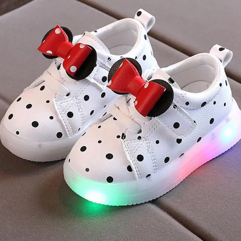 Детская обувь со светодиодной подсветкой для девочек, противоскользящие светящиеся кроссовки, Дышащие светящиеся повседневные кроссовки, Обувь со светодиодной подсветкой для девочек