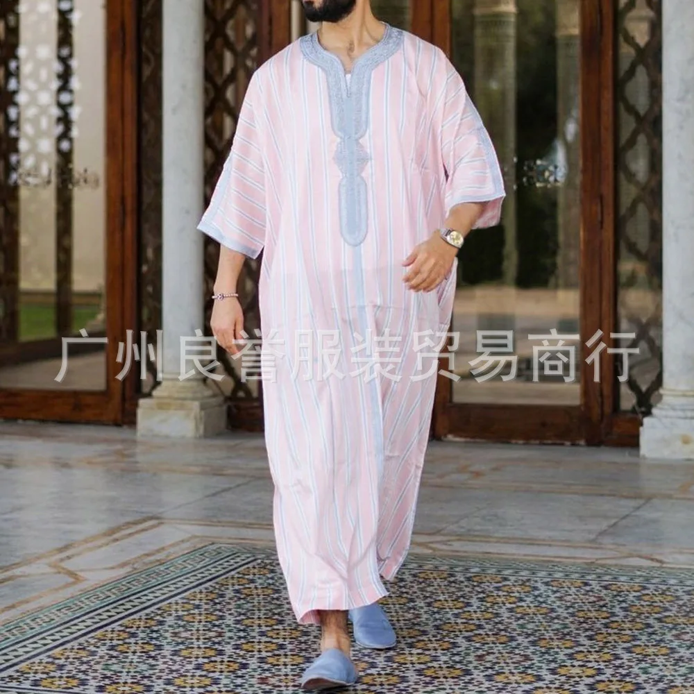 Новый Арабский халат в этническом стиле Ближнего Востока, Свободный Мусульманский Мужской халат в розовую полоску со средним рукавом, Повседневная мода, Дубай, Абая